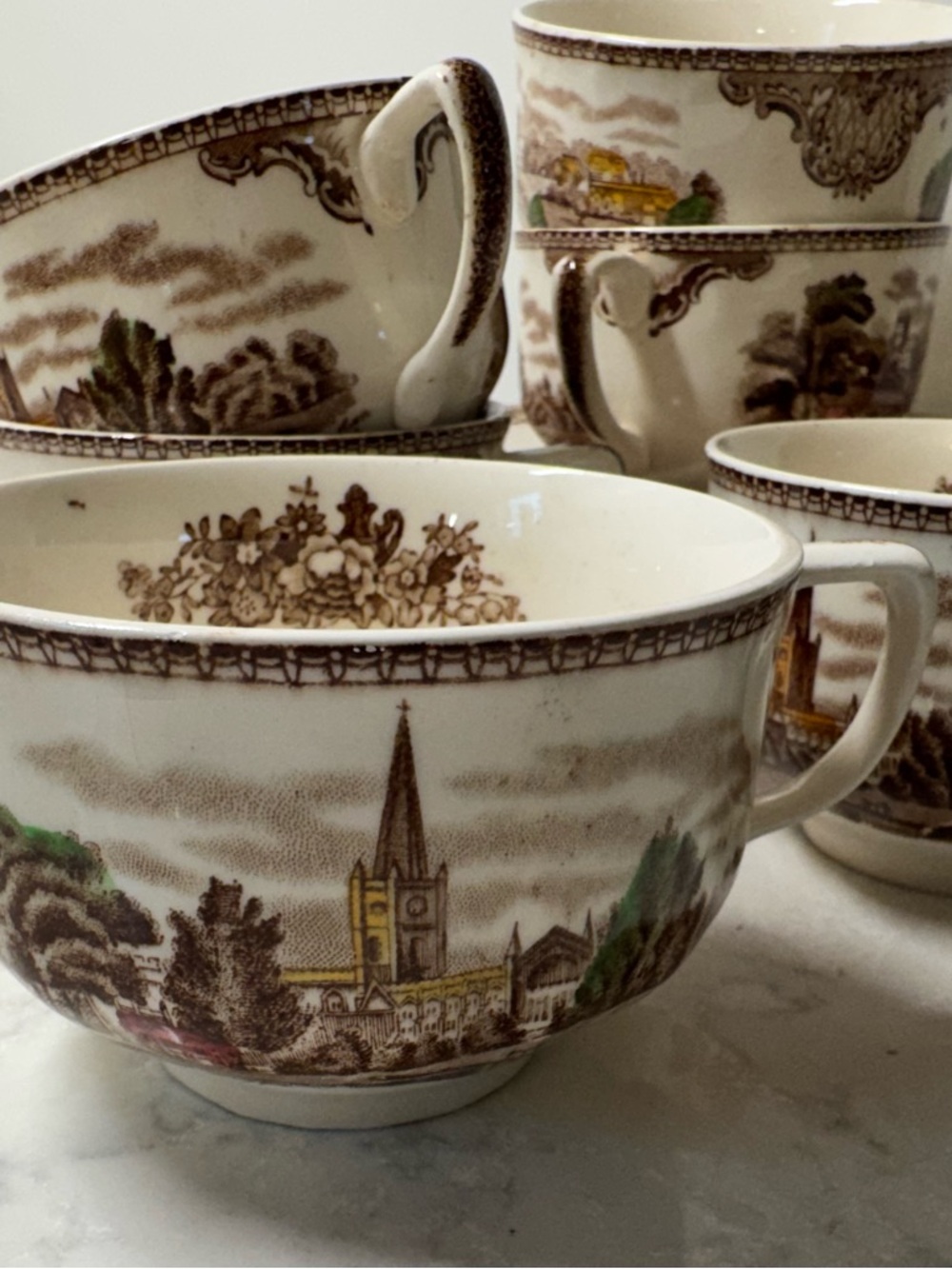 Vintage Johnson Brothers "Old Britain Castles Tea Cups - Set of 6 - Picture 2 of 5